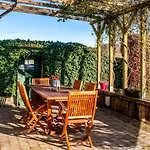 Pretty In With Courtyard * Houffalize