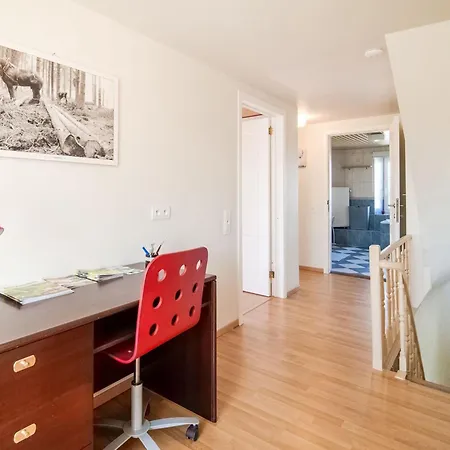 Nyaraló Pretty In With Courtyard Houffalize